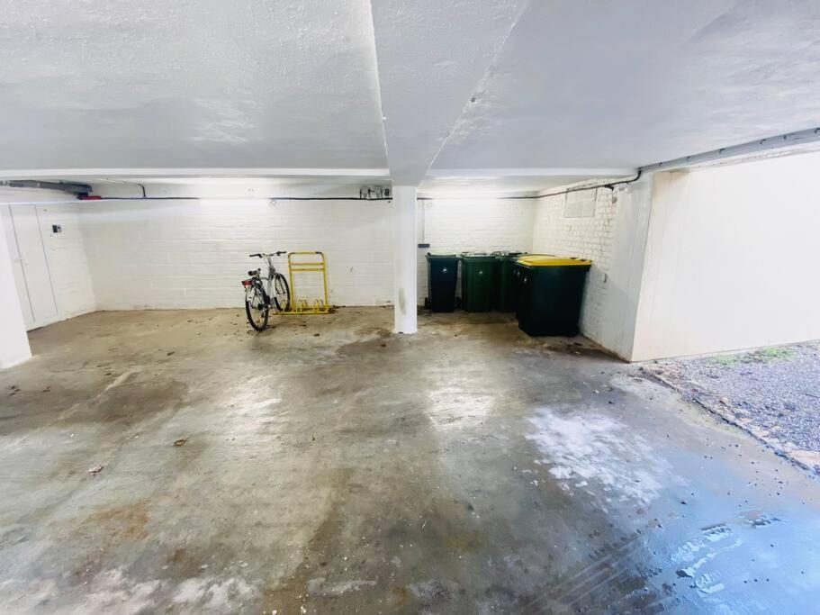 Ferienwohnung The Sunny ¤ Terrasse ¤ Proche Centre ¤ Parking ¤ Wifi Amiens Exterior foto