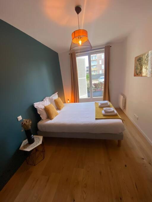 Ferienwohnung The Sunny ¤ Terrasse ¤ Proche Centre ¤ Parking ¤ Wifi Amiens Exterior foto
