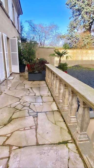 Ferienwohnung The Sunny ¤ Terrasse ¤ Proche Centre ¤ Parking ¤ Wifi Amiens Exterior foto