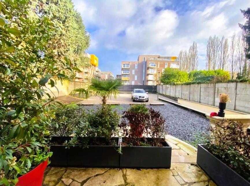 Ferienwohnung The Sunny ¤ Terrasse ¤ Proche Centre ¤ Parking ¤ Wifi Amiens Exterior foto