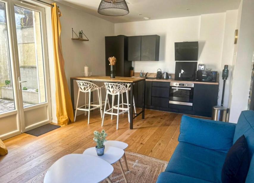 Ferienwohnung The Sunny ¤ Terrasse ¤ Proche Centre ¤ Parking ¤ Wifi Amiens Exterior foto